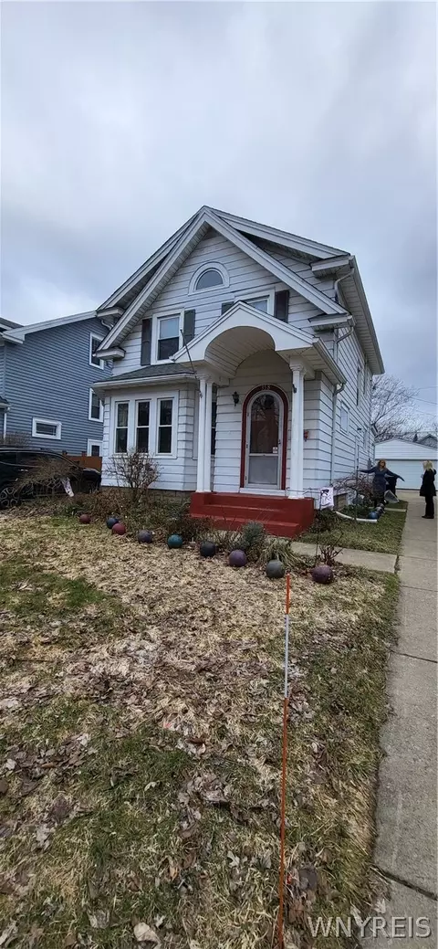 358 Argonne Dr, Buffalo, NY 14217