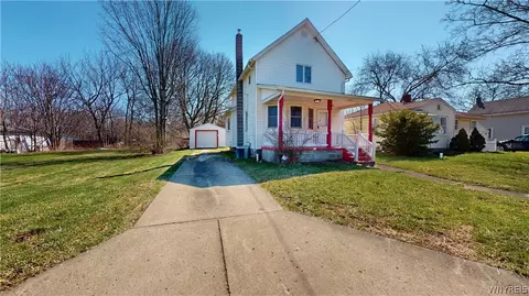 1635 Lockport Olcott Rd, Burt, NY 14028
