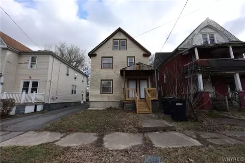 1655 South Ave, Niagara Falls, NY 14305