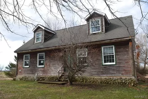 12516 Centerline Rd, Wales, NY 14139