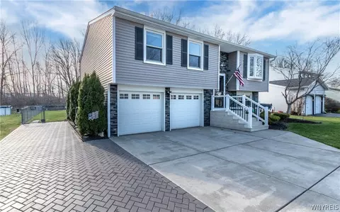 855 Fairmont Ave, North Tonawanda, NY 14120