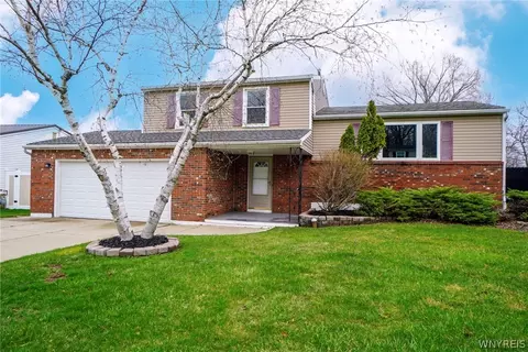 4286 Sheva Ln, Hamburg, NY 14075