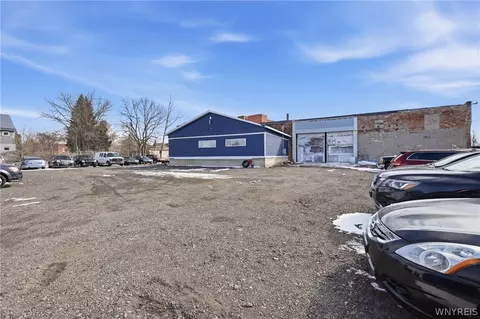 688 Eagle St #N, Buffalo, NY 14210 photo 3