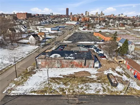 688 Eagle St #N, Buffalo, NY 14210 photo 44