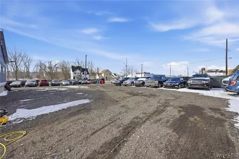 688 Eagle St #N, Buffalo, NY 14210 photo 36