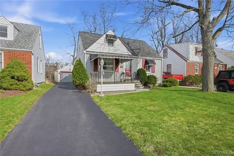 221 Edgewood Ave, Tonawanda, NY 14223