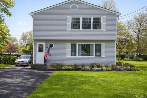 54 Knowlton Ave, Lackawanna, NY 14218