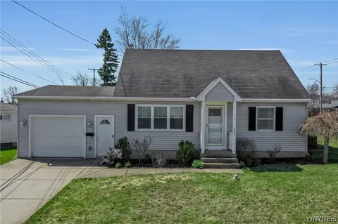 323 Rehm Rd, Depew, NY 14043
