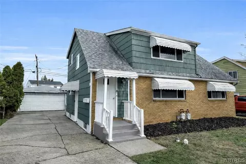 75 Beach Rd, Cheektowaga, NY 14225