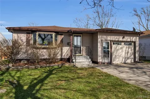 15 Theresa Dr, Cheektowaga, NY 14227