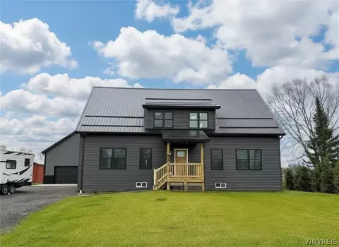 6455 Salt Rd, Clarence, NY 14031