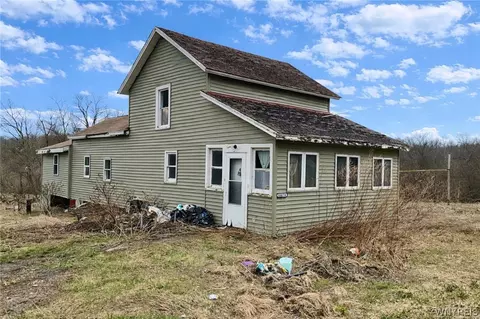 10078 Route 16, Delevan, NY 14042