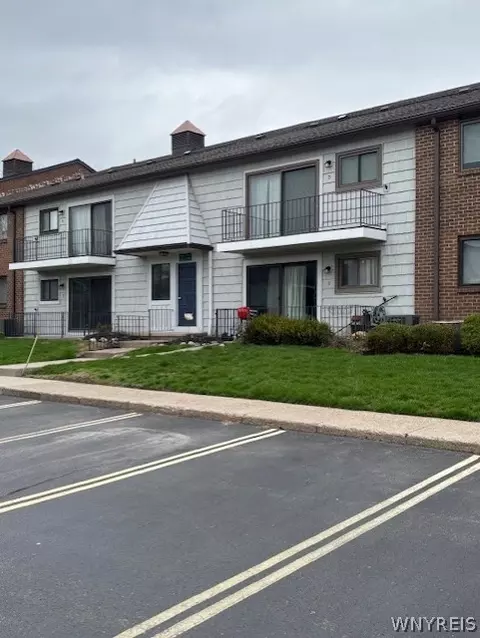 2 High Gate Trl # -7, Perinton, NY 14450