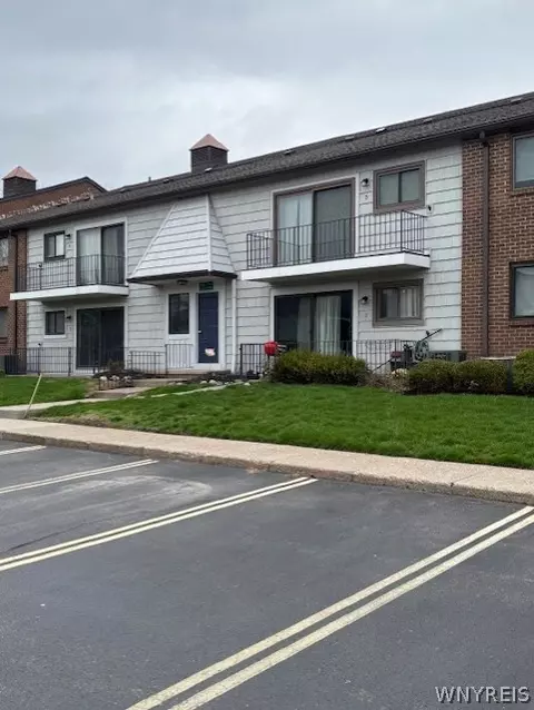 2 High Gate Trl # -7, Perinton, NY 14450