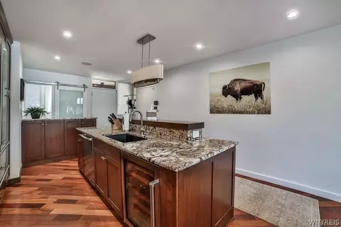 Kitchen - 252 Rivermist Dr, Buffalo, NY 14202 photo 3 of 5