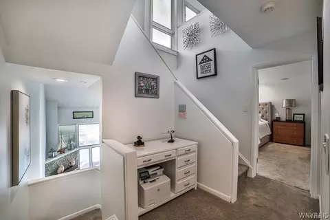 Entry Way - 252 Rivermist Dr, Buffalo, NY 14202 photo 2 of 2