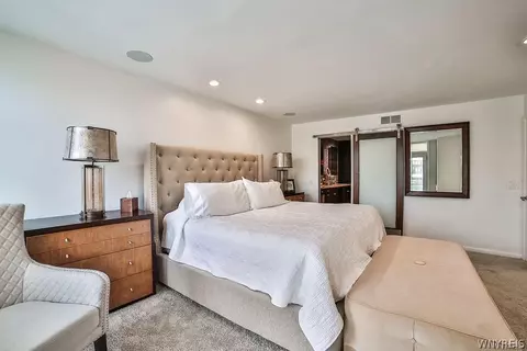 Bedroom - 252 Rivermist Dr, Buffalo, NY 14202 photo 1 of 6