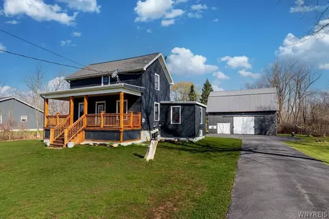 7421 Clinton St, Elma, NY 14059