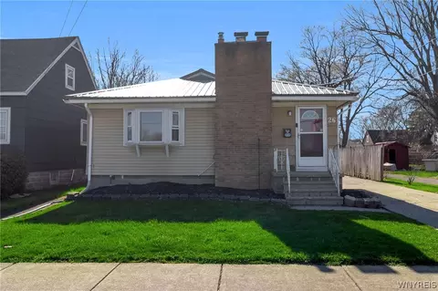 26 Aberdeen St, Cheektowaga, NY 14225