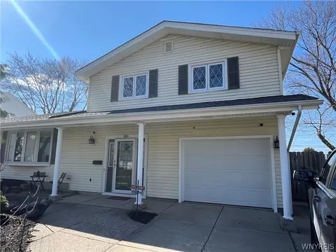 180 Lorelee Dr, Tonawanda, NY 14150