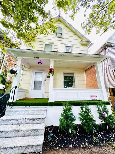 2523 Falls St, Niagara Falls, NY 14303