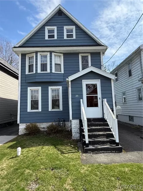 29 Melrose St, Buffalo, NY 14220