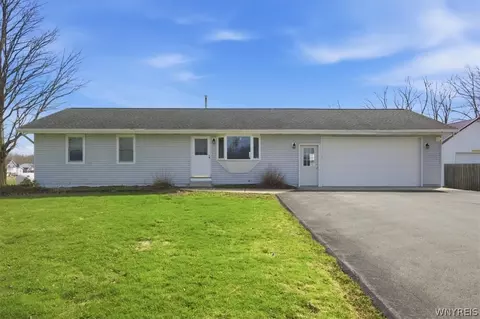 4256 Upper Mountain Rd, Cambria, NY 14132