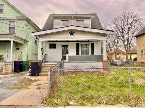 1847 Weston Ave, Niagara Falls, NY 14305