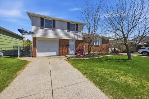 46 Lucy Ln, Cheektowaga, NY 14225