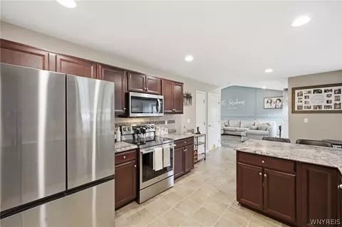 Kitchen - 3773 Captains Way, Wheatfield, NY 14120 photo 2 of 4
