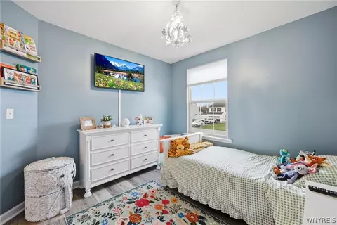Bedroom - 3773 Captains Way, Wheatfield, NY 14120 photo 10 of 10