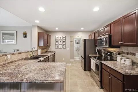 Kitchen - 3773 Captains Way, Wheatfield, NY 14120 photo 1 of 4