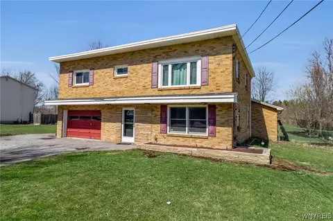 2981 Krueger Rd, Wheatfield, NY 14120