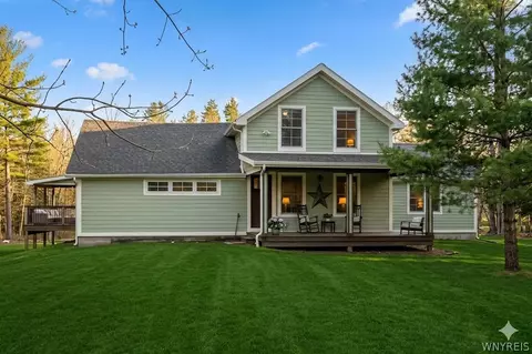 2566 Genesee Rd, Arcade, NY 14009