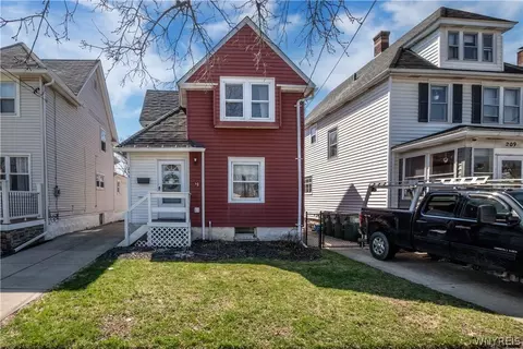 211 Olmstead Ave, Depew, NY 14043