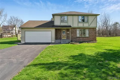 9033 Greiner Rd, Clarence, NY 14031