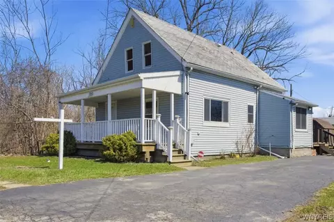 173 Girard Ave, Cheektowaga, NY 14227