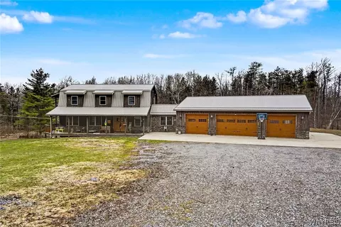 4474 Townline Rd, Delevan, NY 14042