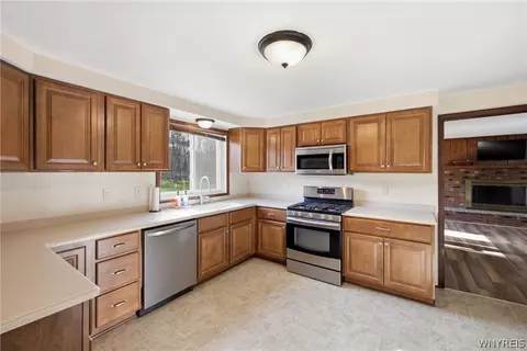 Kitchen - 7033 Derby Rd, Evans, NY 14047 photo 3 of 4
