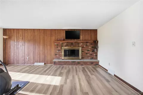 Living - 7033 Derby Rd, Evans, NY 14047 photo 4 of 5