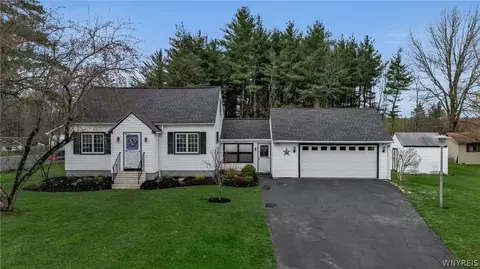 3494 Bowen Rd, Lancaster, NY 14086