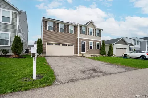 16 Stelle St, Hamburg, NY 14075