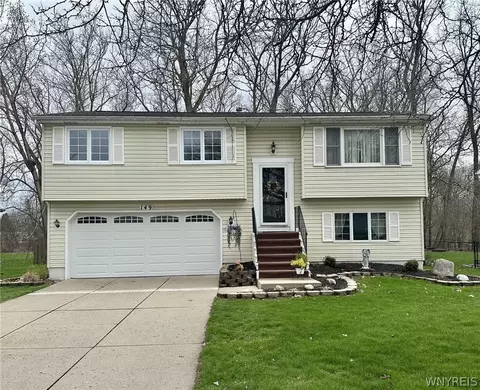 149 Hillpine Rd, Cheektowaga, NY 14227