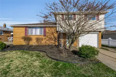 55 Nassau Ln, Cheektowaga, NY 14225