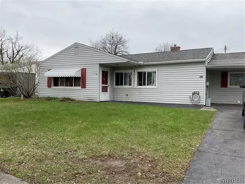 28 Nicholas Dr N, Tonawanda, NY 14150
