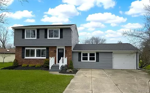 100 Frankhauser Rd, Amherst, NY 14221