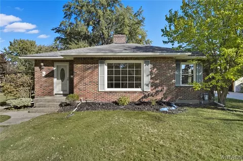 131 Colvinhurst Dr, Buffalo, NY 14223