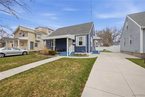 407 81st St, Niagara Falls, NY 14304