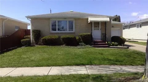 70 Fairelm Ln, Cheektowaga, NY 14227
