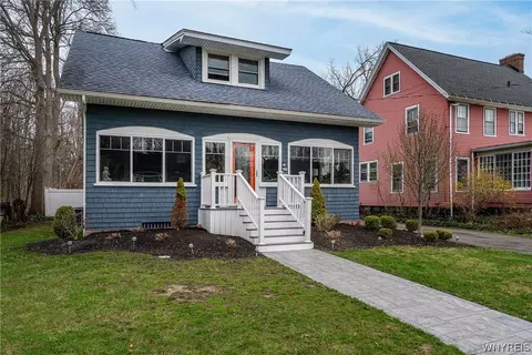 197 Long Ave, Hamburg, NY 14075